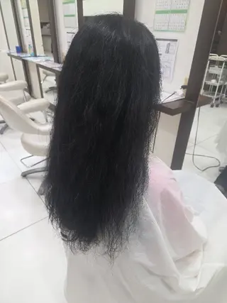 ロング 泊谷 泰一のヘアスタイル