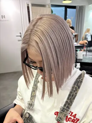 カラー Hina🔆 CIERA南船場のヘアスタイル