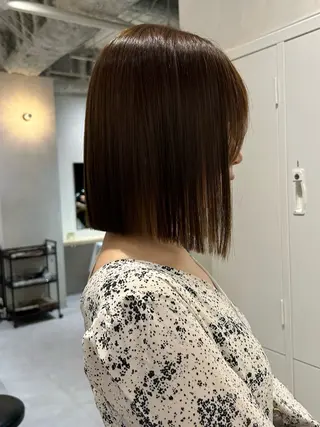 ミディアム 小出 彩水のヘアスタイル