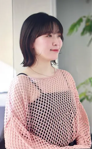 ミディアム カラー 坂之上 愛美のヘアスタイル