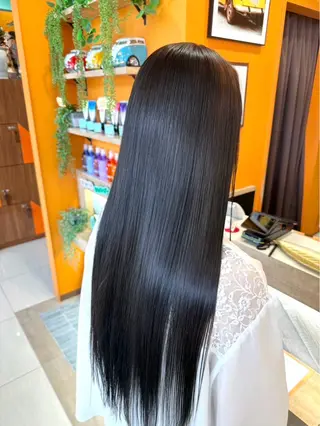ロング 髪質改善・縮毛矯正 白根凌二のヘアスタイル