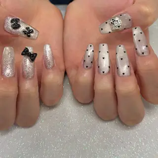 ネイル VIERU 🌈🎀💖のネイルデザイン