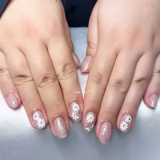 ミディアム soin.nail aiのネイルデザイン
