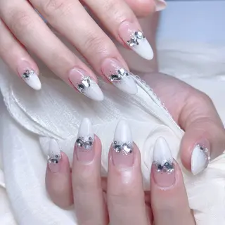 ネイル 🎀M nails✨ ビューティーのネイルデザイン