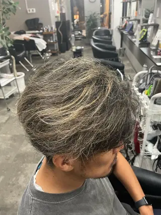 カラー メンズ ブリーチ/縮毛矯正 ✨ミラクルクッポ✨のヘアスタイル