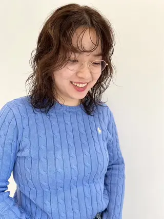 ミディアム 榎本 雪来のヘアスタイル