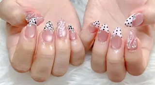 ネイル 小島 阿佑美のネイルデザイン