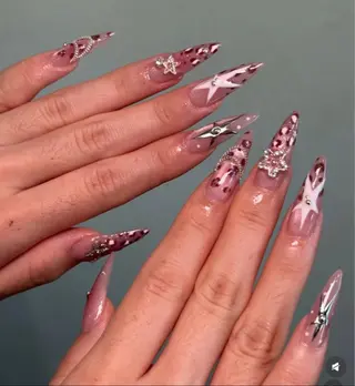 ネイル 🦊Genie🦊 Mika Nailsのネイルデザイン