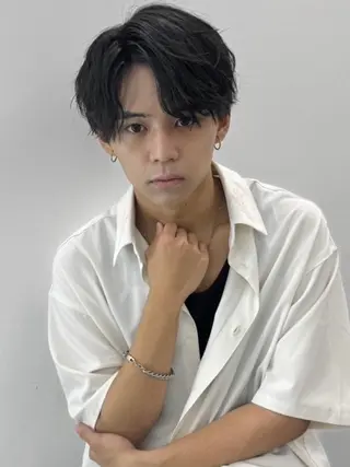 メンズ REBECCA 宮崎伊玖のヘアスタイル