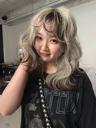 ミディアム カラー ブリーチ/ハイトーン 名古屋栄/SHIONのヘアスタイル
