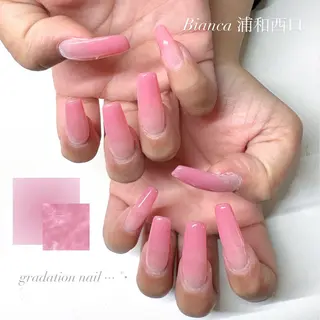 ネイル Bianca浦和西口 ANNAのネイルデザイン
