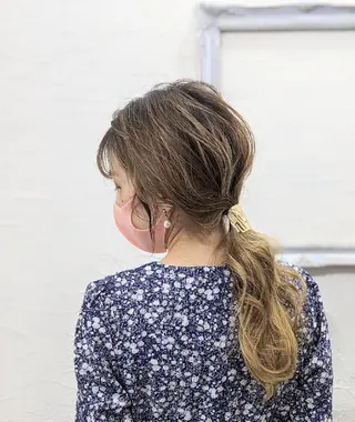 セミロング ヘアアレンジ HIKARI@ Ruheplatzのヘアスタイル