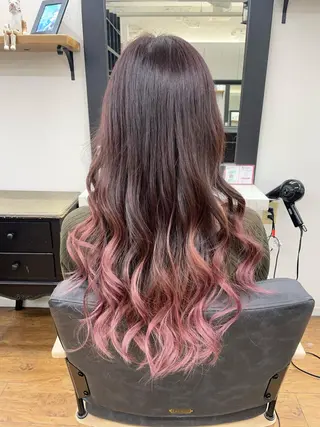 ロング カラー 青木 優歩のヘアスタイル