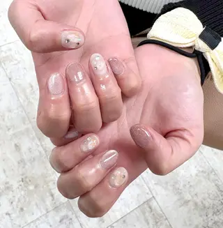 ネイル 吉田 里菜のネイルデザイン