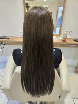 ロング preak TOMOのヘアスタイル