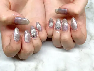 ネイル NailSalon MAHINAのネイルデザイン