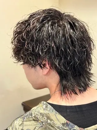 ミディアム パーマ メンズ 勝田 隼斗のヘアスタイル