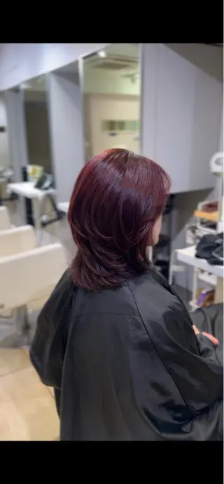ミディアム カラー 海外風レイヤー🎀 新宿MOMOKA🍑のヘアスタイル