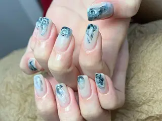 ネイル ToliyDeliy Nail Salonのネイルデザイン