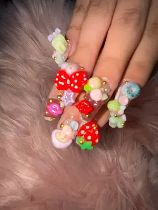 ネイル CHISATO 🍀*゜のネイルデザイン