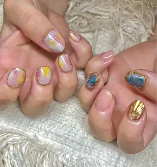 ショート カラー パーマ ヘアアレンジ キッズ マツエク・マツパ el. by Aoのネイルデザイン