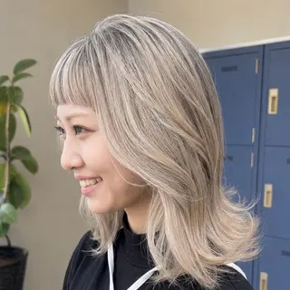 ミディアム Repose AMIのヘアスタイル