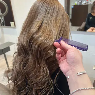 ロング Lily. シュンのヘアスタイル