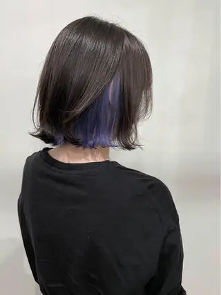 カラー white.梅田 デザインカラー🦄のヘアスタイル
