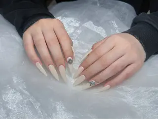 ロング navi nail ayaneのネイルデザイン