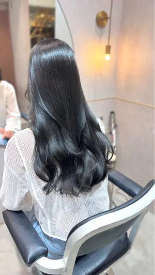 ロング 🎀しゅな/韓国 レイヤー/うる艶のヘアスタイル