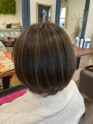 ショート garland TESHIMAのヘアスタイル