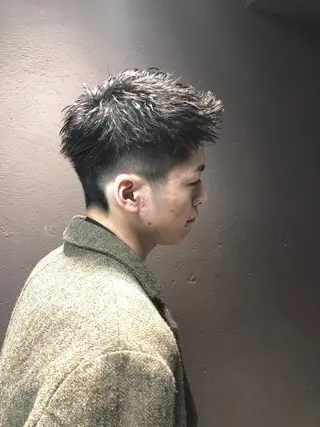 ショート メンズ レイヤーカット 小山 悠のヘアスタイル