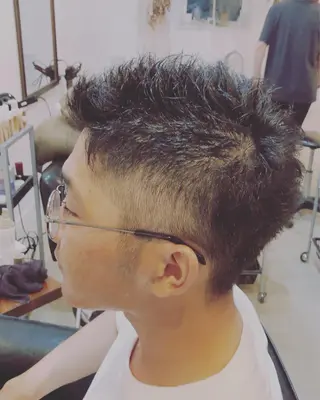 ショート 山口 晃也のヘアスタイル