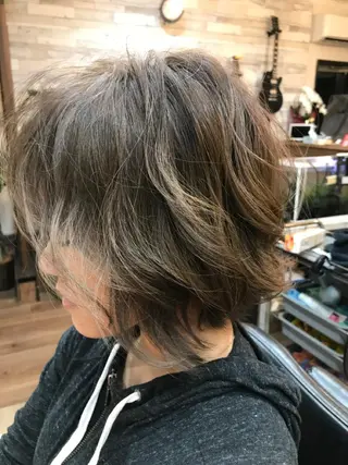 ショート カラー 大山 雅矢のヘアスタイル