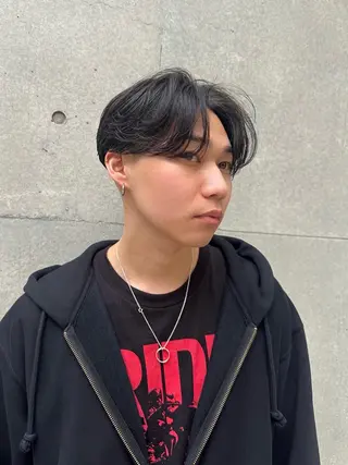 ミディアム メンズ 💈ニュアンスパーマ センターパート💈のヘアスタイル