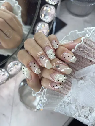 ネイル 24時まで❤︎韓国、 ワンホンネイルのネイルデザイン