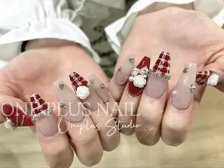 ネイル One Plus Nail Salonのネイルデザイン