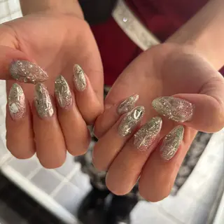 ネイル 栗田 ゆう子のネイルデザイン