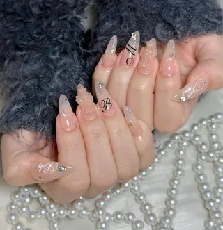 ネイル Lyna 池袋 ロングネイルのネイルデザイン