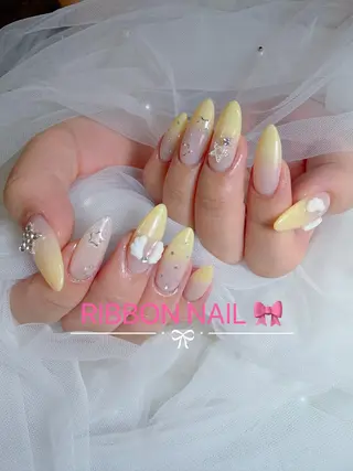 ネイル Luna ri..のネイルデザイン