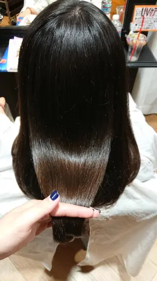 ミディアム カラー 三好 麻美のヘアスタイル
