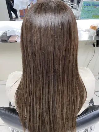 セミロング 髪質改善・白髪ぼかし /お悩み対応カラーのヘアスタイル