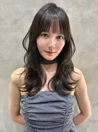 ロング Londnaitre MAHOのヘアスタイル