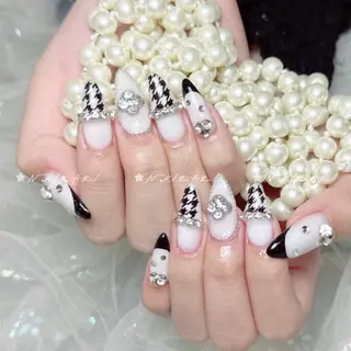 ネイル nana 🤍のネイルデザイン