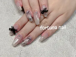 ネイル Nail •Head スパFortunaのネイルデザイン