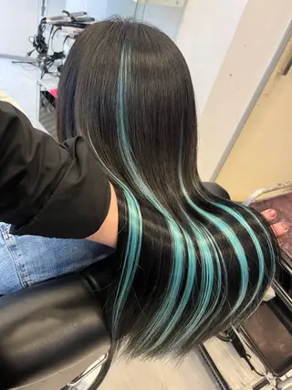 ロング ケアブリーチ&シール エクステの店和田翔莉のヘアスタイル