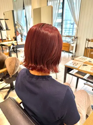 ミディアム エクファ 浦田のヘアスタイル