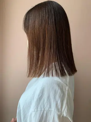 ミディアム カラー hubhair レイヤー/透明感のヘアスタイル