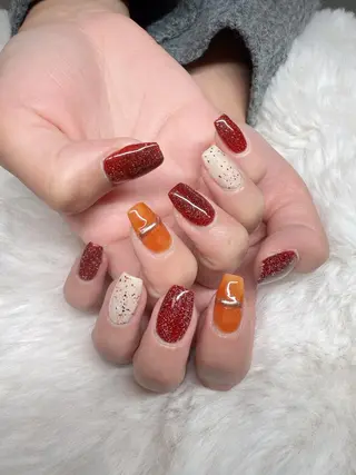 ネイル リンユン モデル募集中のネイルデザイン