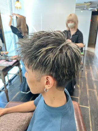 ショート カラー メンズ 齋藤 拓麻のヘアスタイル